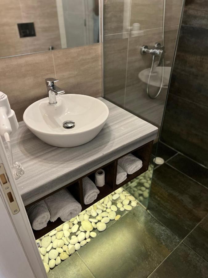 Kanes Bohemian Boutique Hotel Sarande Ngoại thất bức ảnh