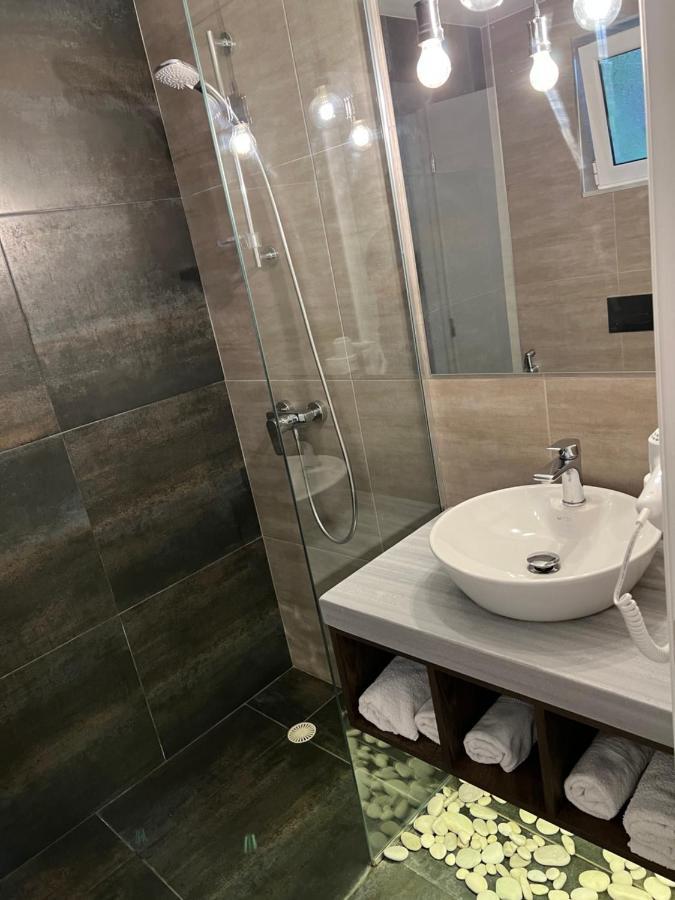 Kanes Bohemian Boutique Hotel Sarande Ngoại thất bức ảnh