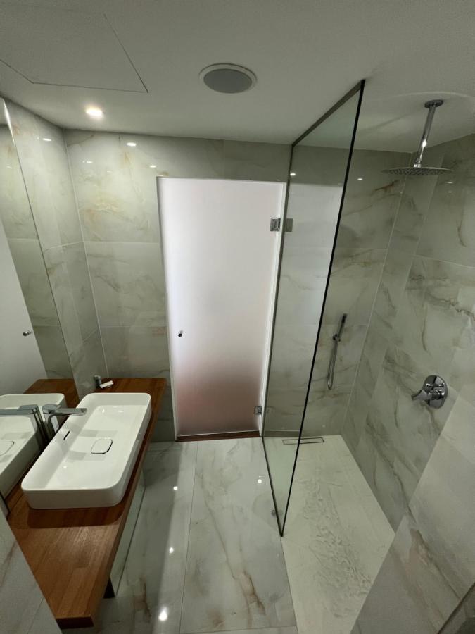 Kanes Bohemian Boutique Hotel Sarande Ngoại thất bức ảnh